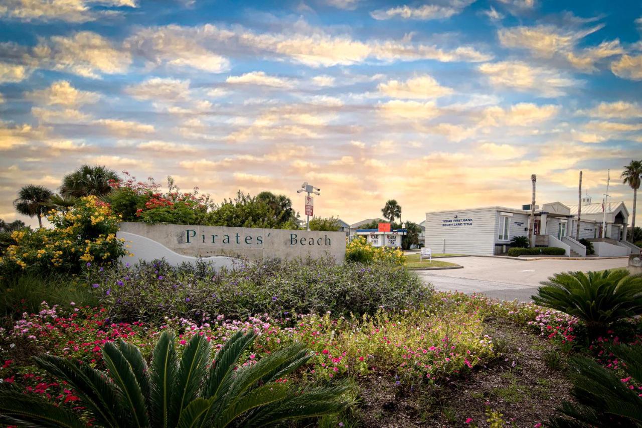 Beach Mode On! Galveston Exterior photo
